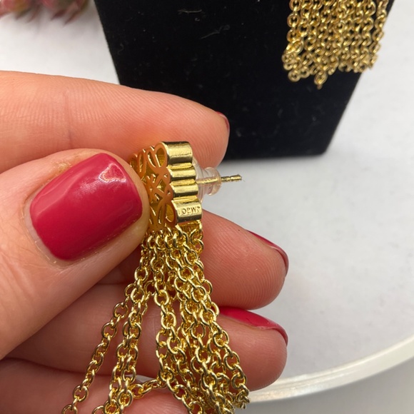 Anagram drop earrings - Picture 4 of 5